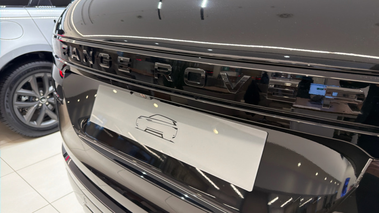 Land Rover Range Rover Evoque 1.5 P270e Edition 5dr Auto Hatchback